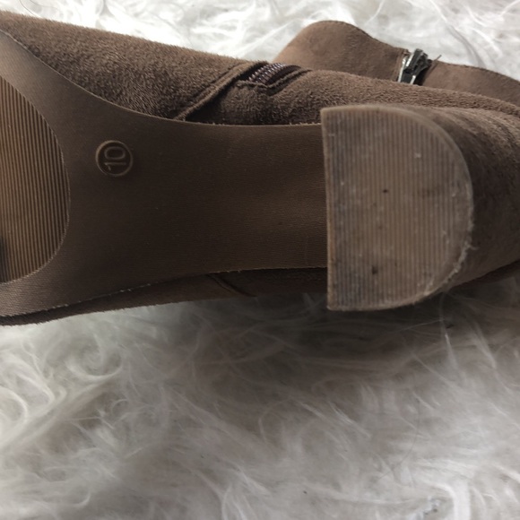 SUEDE PEEP TOE BOOTIES - Picture 5 of 5